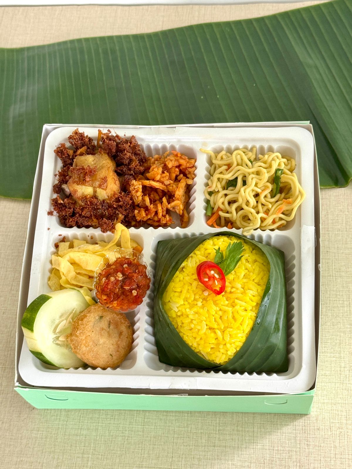 Nasi Kuning Suroboyo